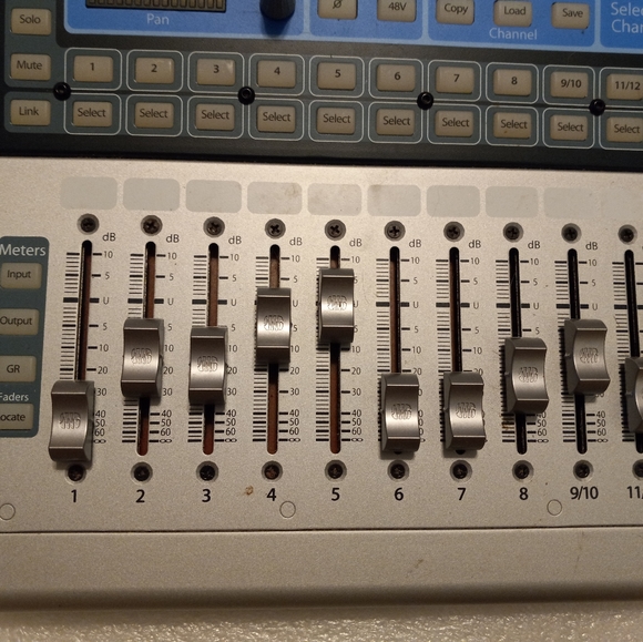 Presonus StudioLive 16.0.2 DSP Mixer Used In Box. - Picture 5 of 12